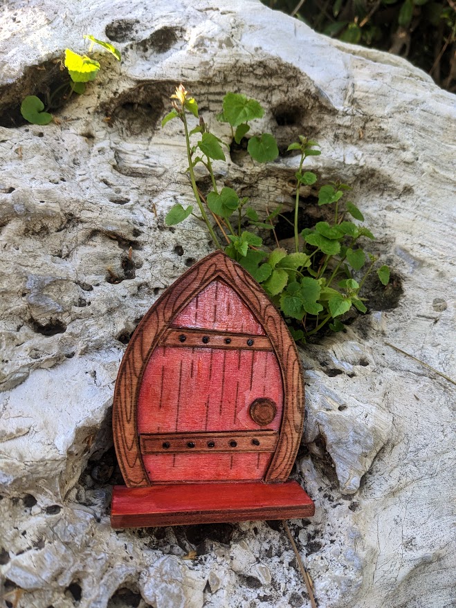 Red Arch Standalone Fairy door4